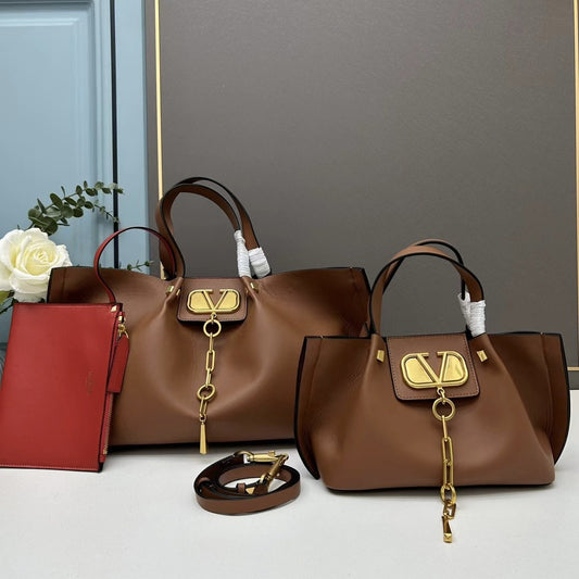 Cognac V-Chain Tote & Wristlet Set
