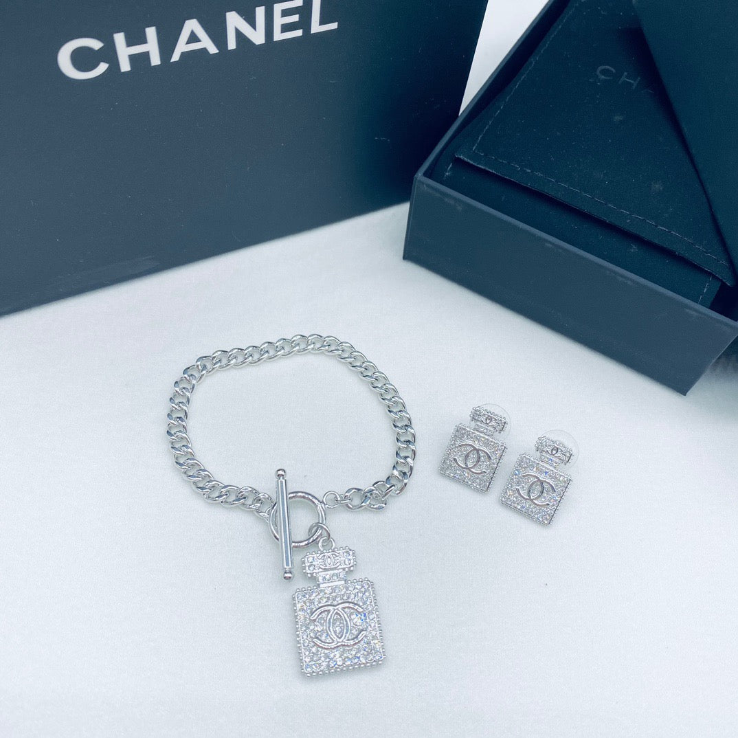 C Bracelet Or earring set