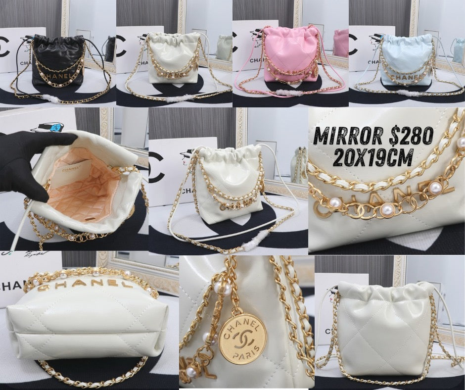 Chanel 22 Mini Handbag