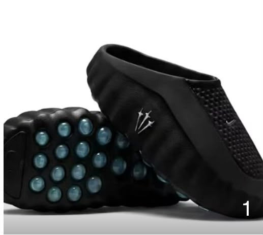 Futuristic Bubble Sole Slip-On Clogs – Black
