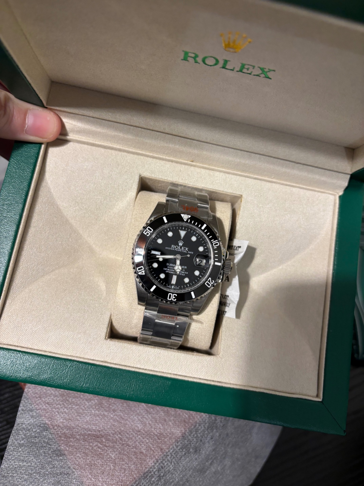 Stainless Steel Dive Watch with Black Dial and Date Display