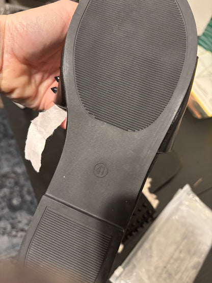 Unbranded spike slides size 41 EUR