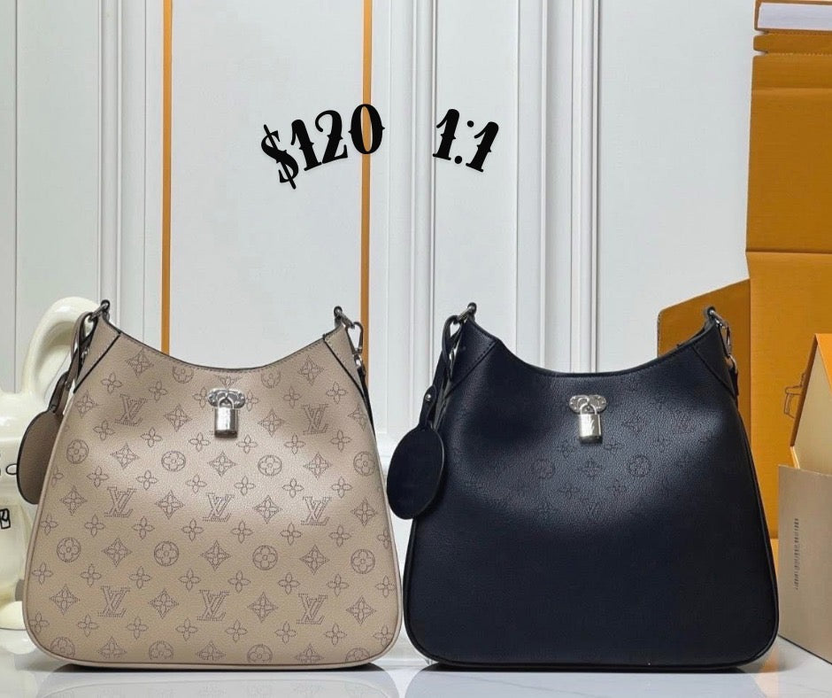 L Purse