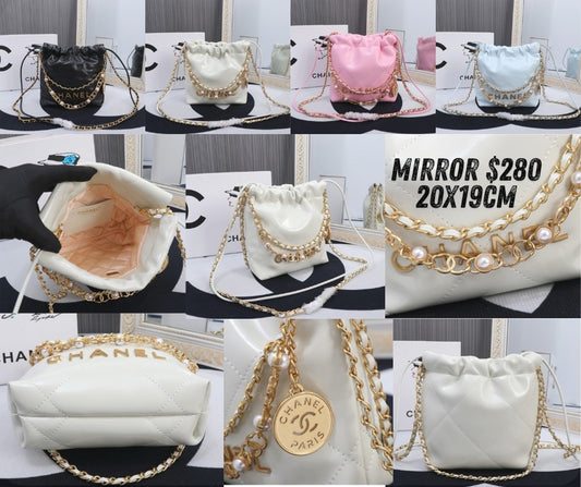 Chanel 22 Mini Handbag