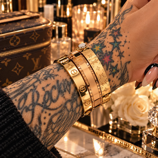 BANGLE, CUFF BRACELET,
