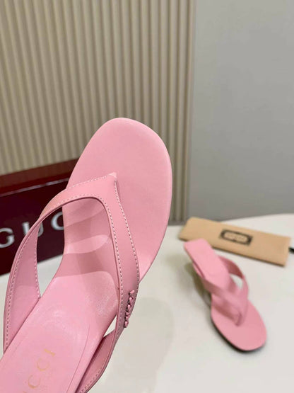 Thong Sandals with Kitten Heels