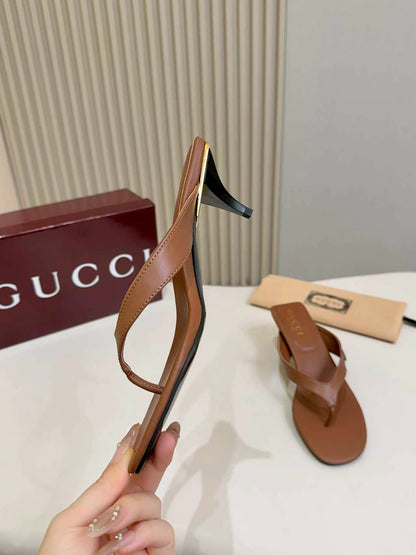 Thong Sandals with Kitten Heels