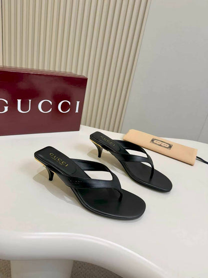 Thong Sandals with Kitten Heels